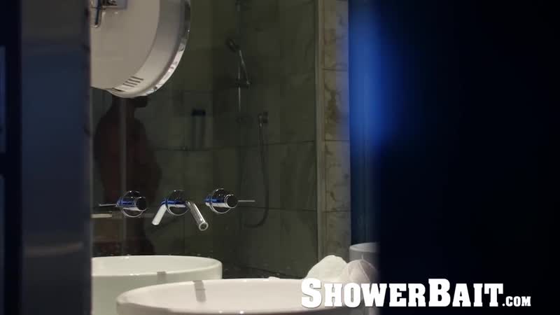 Showerbait Straight Guy Shower Fuck With Gay Casey Everett Gay Porn