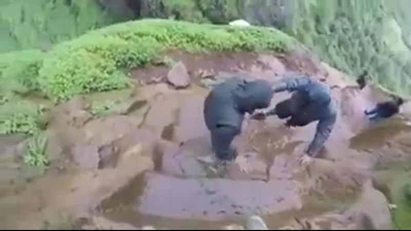 Пропустите, я спешу!