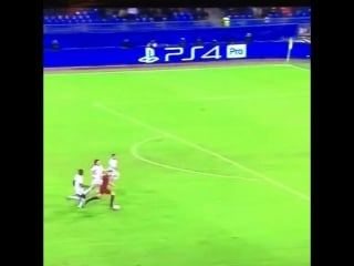 3 chelsea stars chased after a single opponent in a bizarrely synchronised moment of bad defending