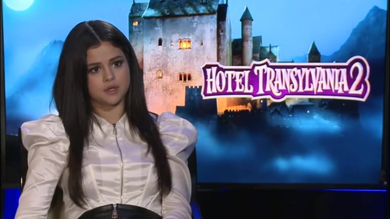 Төсектегі секс үйдегі видео