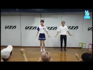 [v app] 160814 snuper sangho dancing cheer up by twice