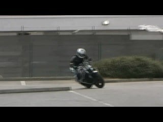Stunt starz some of the uk's finest streetbike freestyle