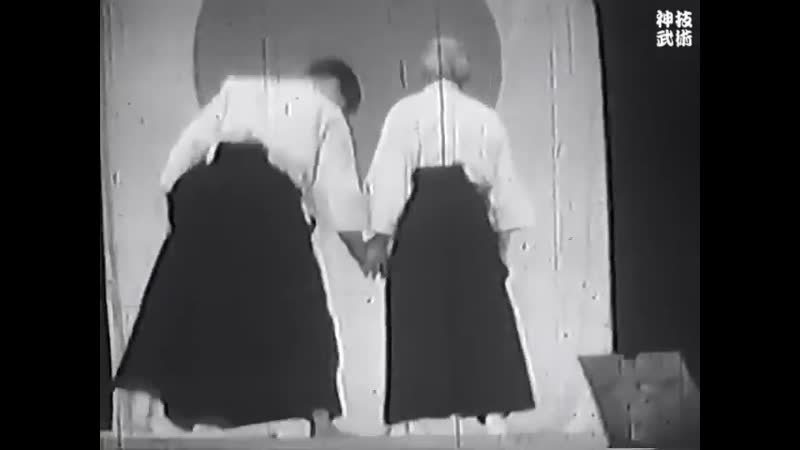 植芝盛平 80歳 全日本合気道演武大会 ueshiba morihei [master of aiki]