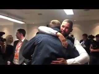 Tony bellew and usyk