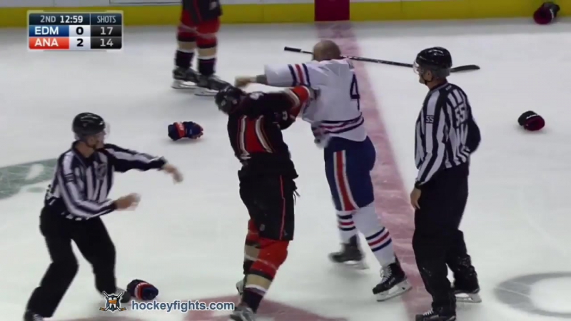 Zack kassian vs josh manson nov 15, 2016