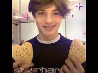 Louis partridge [vine/edit]