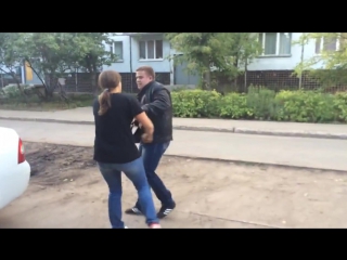Жена наказывает толстого изменника