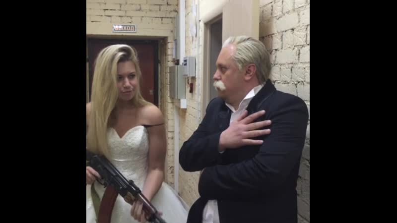 Пародия на "поле чудес" (женитьба)