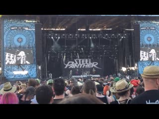 Steel panther just like tiger woods, live at nova rock 2017