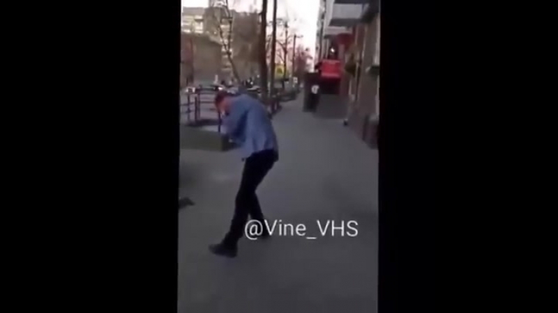 Стычка интеллигентов