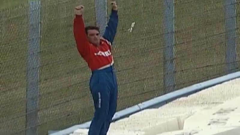 2000 jimmie johnson loses his brakes at watkins glen
