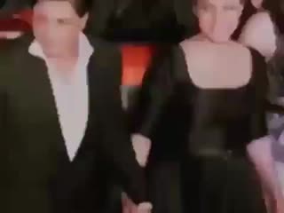 Шахрукх и каджол очень милые (360p) mp4