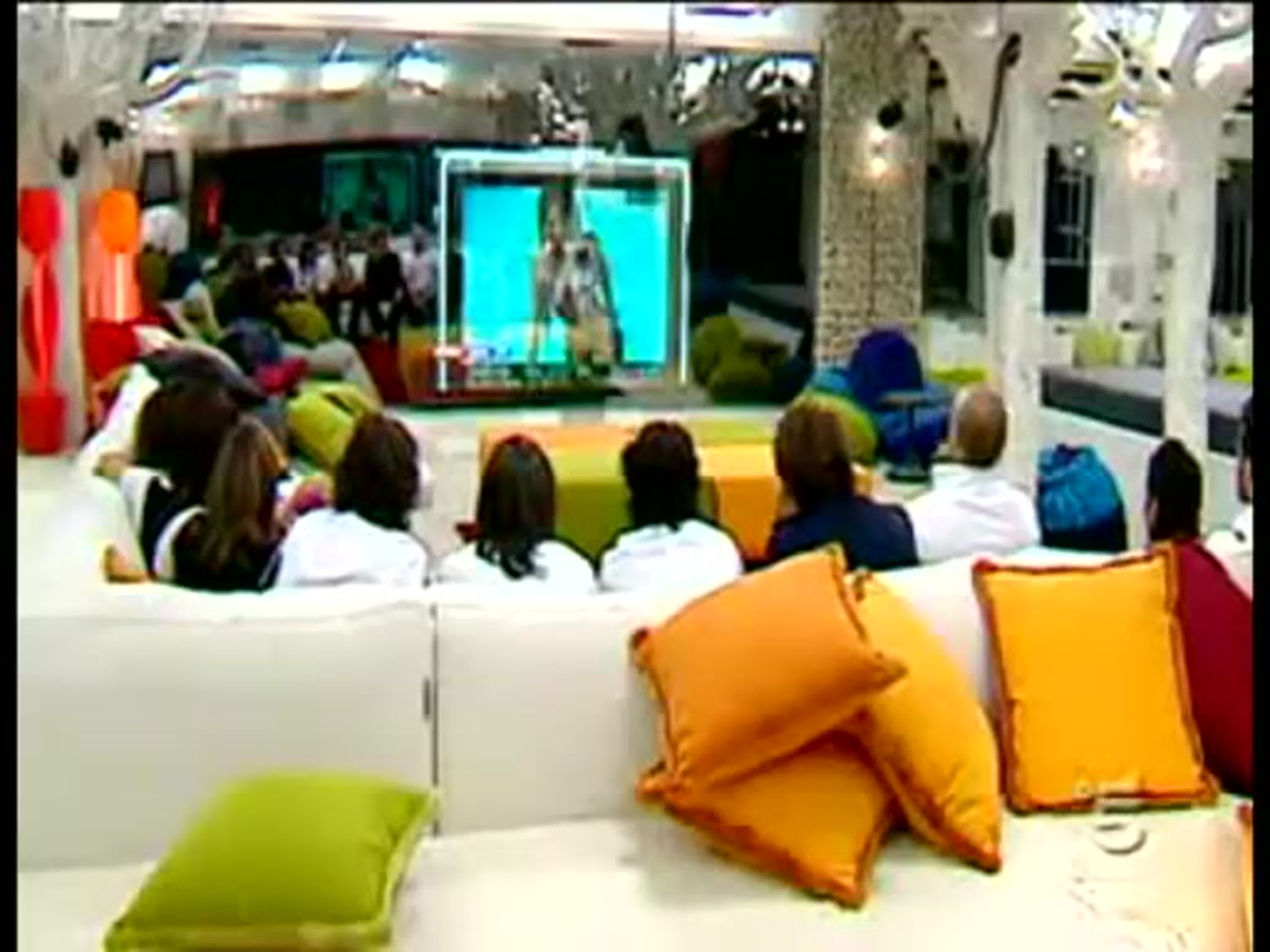 Sarah nile | veronica ciardi (from gf10) watch online