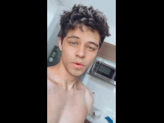 Istoria alex hoyer ||