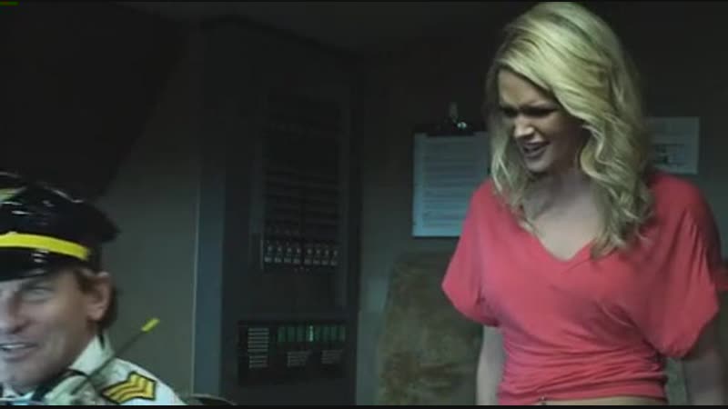 Стюардессы (перевод профессиональный (двухголосый, закадровый)