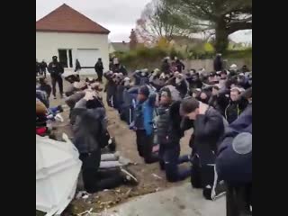 Задержанные протестующие во франции, после массовых беспорядков