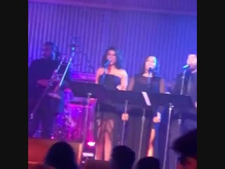 Lauren perfoming «it's my party» cover