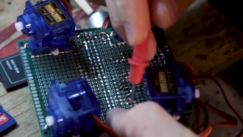 [temnaya faza] робот своими руками вышел из под контроля нейросеть