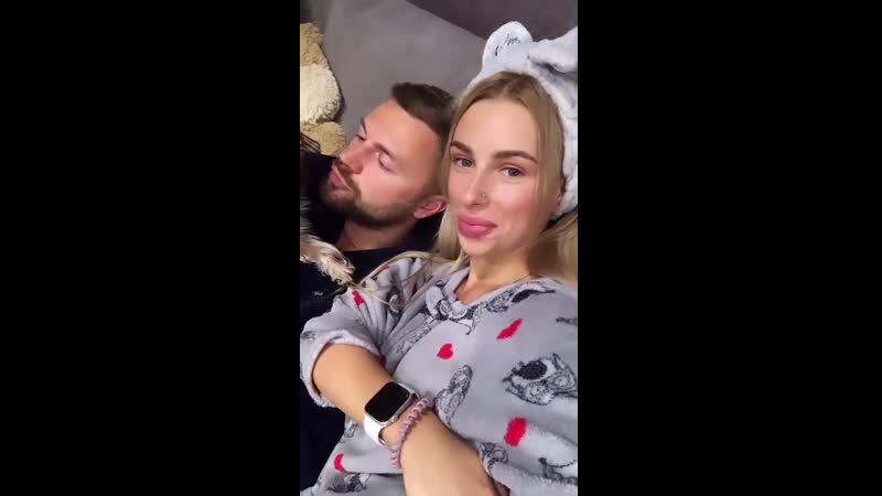 Витька литвинов с женой 💚 нравится пара?