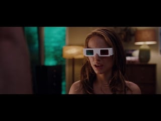 Natalie portman sexy no strings attached (2010)