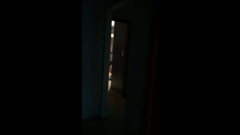 Жена трахается в соседней комнате