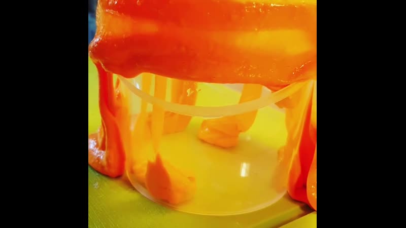 Встречаем! 🤩⠀ ⠀ это лиза в #эдисонподольск ✌🏽⠀ ⠀ ✅она полиглот! 😱😍⠀ ⠀ ✅и очень любит фантазировать 👍🙈 ⠀ ⠀ ✅вы только посмотрит