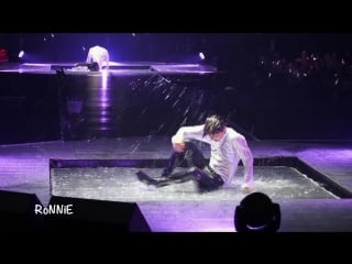 150817 exoluxion in hong kong baby dont cry sehun kai sexy water dance performance