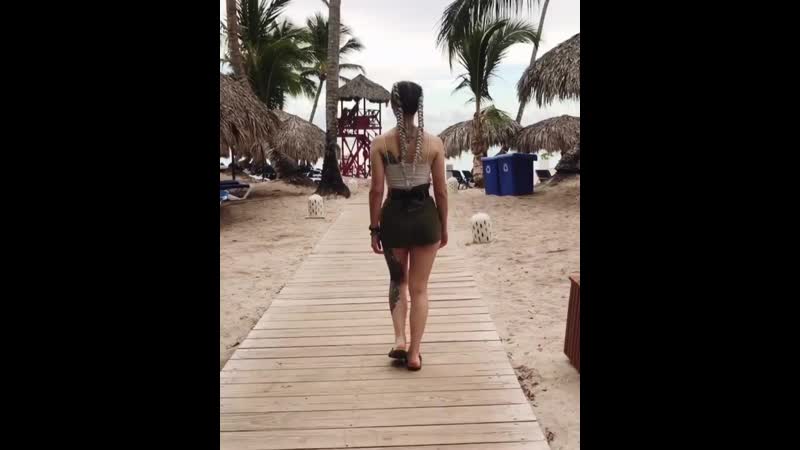 Тома жданова