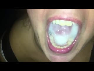 Amateur milf swallow a huge load from big dick