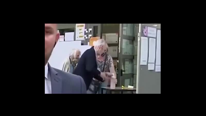 В польше дед хотел выпить антисептик