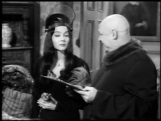 S2e24 ophelia visits morticia (58)