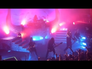 Amon amarth twilight of the thunder god(live in athens 2016)