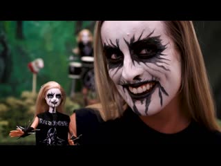 Black metal barbie or daughters of northern darkness