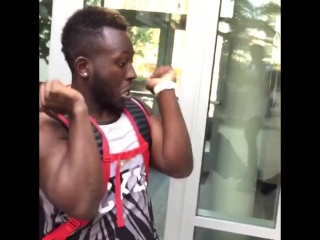 How it feels seeing your school friends after a long summer (nigga vine)