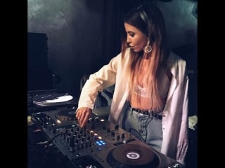 Elya tym dj dodo🎧 @nadyadorofeeva в @mozgibar 😍🔥😍