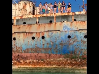 Millie with family vacation at turks and caicos islands