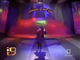 Lene lovich blue hotel (attenti a noi due) (1982)