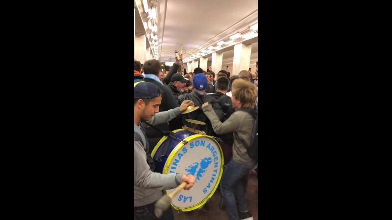 Футбольные болельщики аргентины уже празднуют