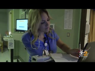 New jersey nurse overcomes loss of her arm