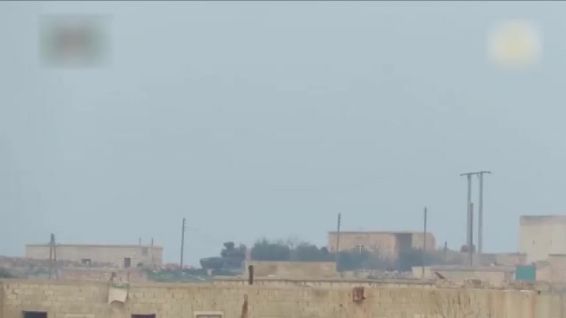 Американская противотанковая ракета ударила по российскому танку т 90 в сирии (видео)