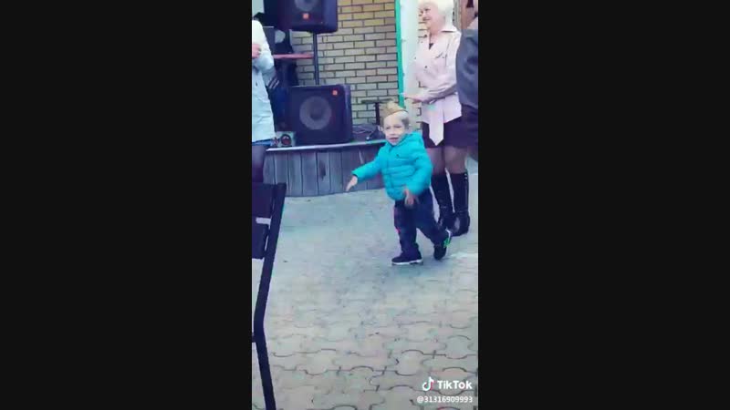 Щегол танцор