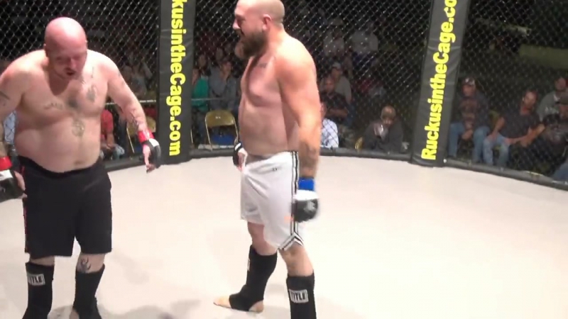 Обделался на ринге