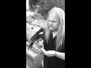 Jorn lande with crow friend