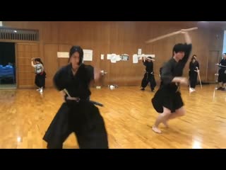 Introduction of tenshin ryu hyouho 473 "swing practice(suburi) from each kurai(kamae)" (各種位からの素振り)