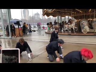 They rolled on the ground even though it was raining true professionals aceinnewyork ace ace busking aceinus2019 savage