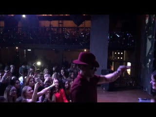 8 марта! артур пирожков! дима белых! сарай!