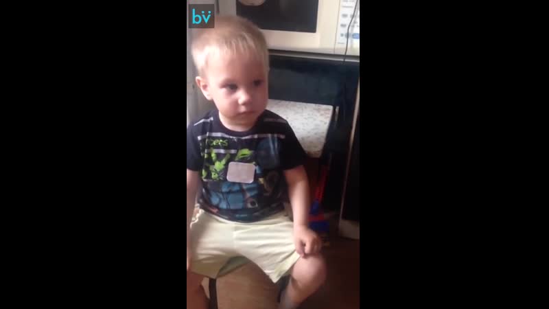 Сын просит маму спеть песню «пропала молодые»