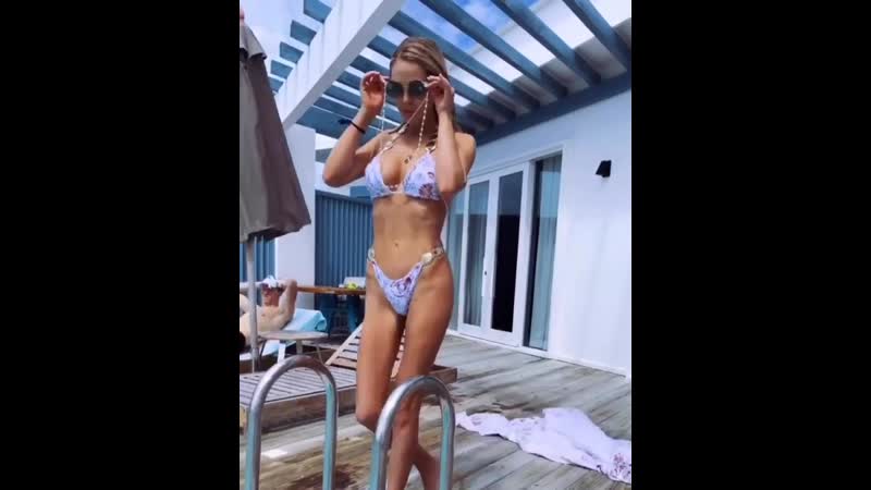 Мария погребняк в бикини