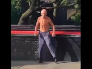 Vini vici ravers army