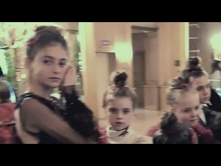 Gera skandal milan fashion week mkmm